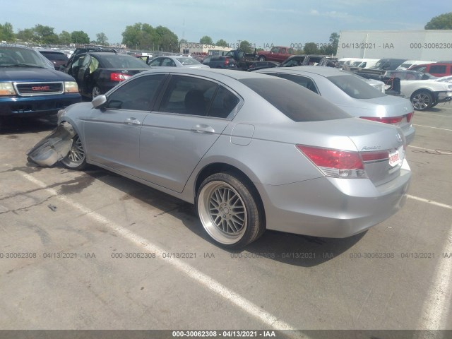 Photo 2 VIN: 1HGCP2F36CA138499 - HONDA ACCORD SDN 