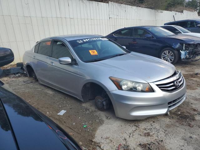 Photo 3 VIN: 1HGCP2F36CA150619 - HONDA ACCORD LX 