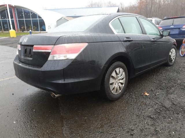 Photo 3 VIN: 1HGCP2F36CA167517 - HONDA ACCORD LX 