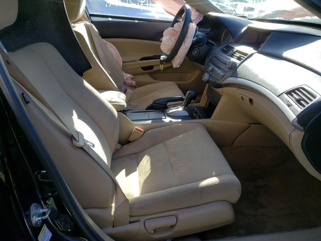 Photo 4 VIN: 1HGCP2F36CA167517 - HONDA ACCORD LX 