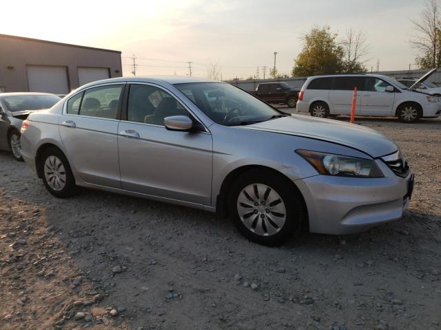 Photo 3 VIN: 1HGCP2F36CA176315 - HONDA ACCORD LX 