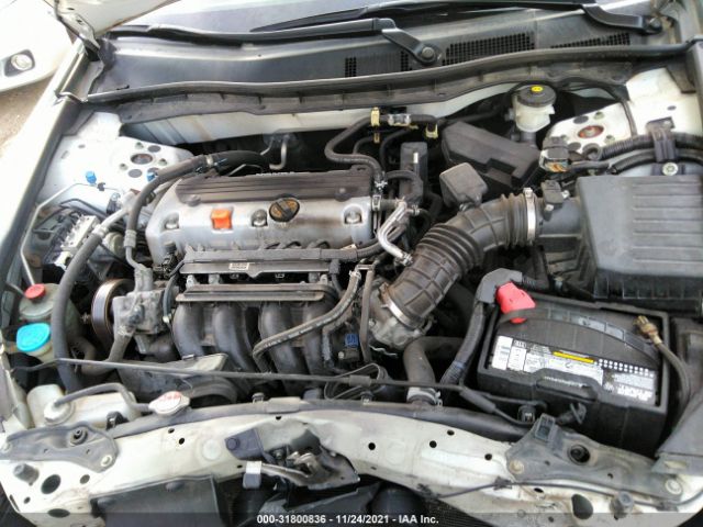 Photo 9 VIN: 1HGCP2F36CA180851 - HONDA ACCORD SDN 