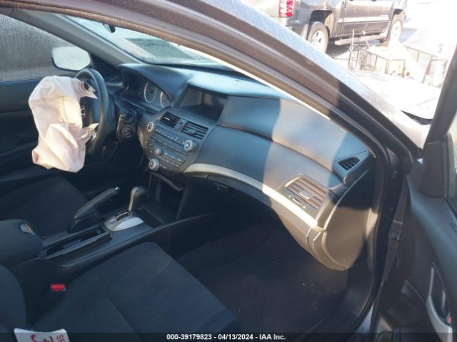 Photo 4 VIN: 1HGCP2F36CA223391 - HONDA ACCORD 