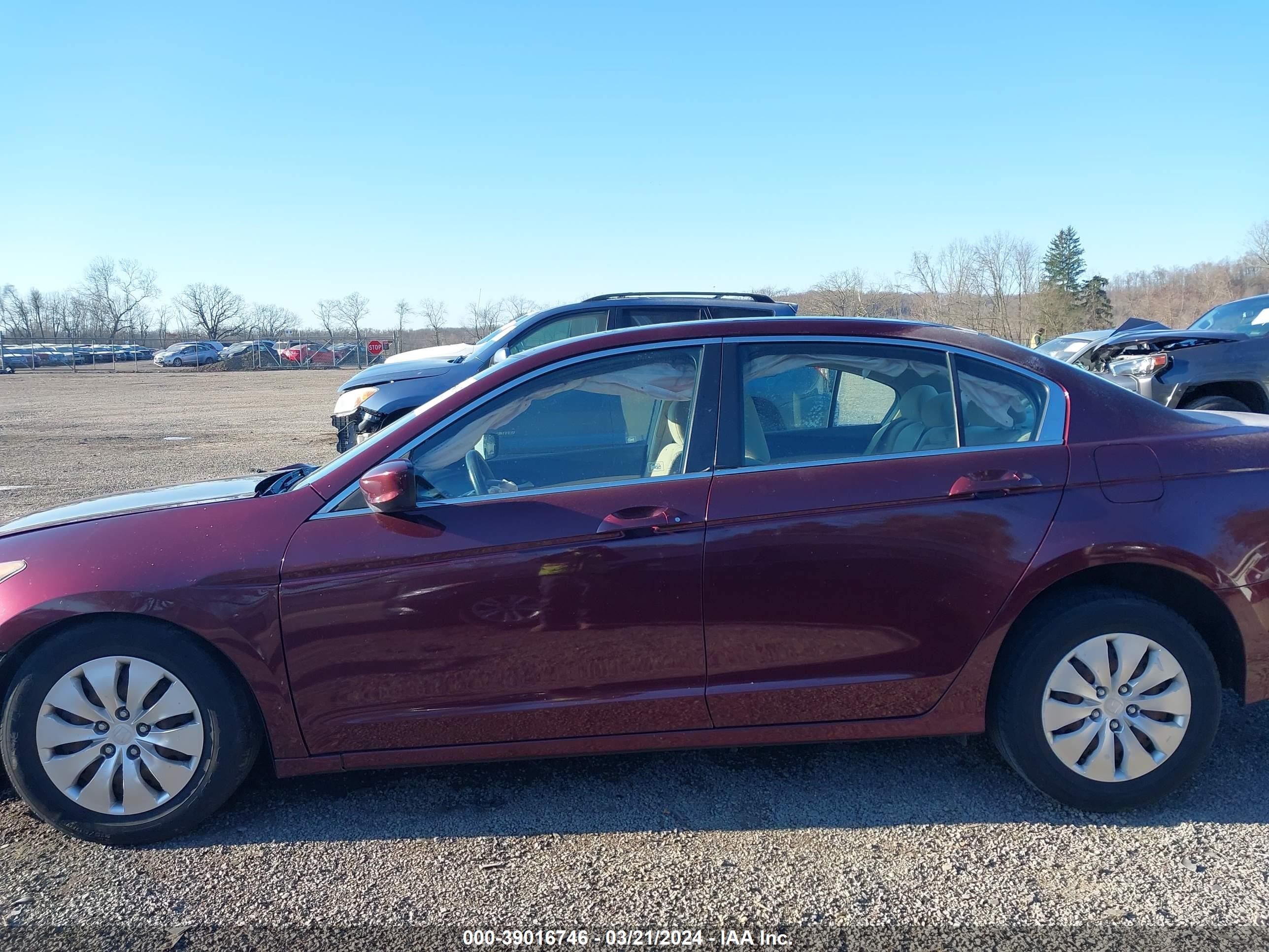 Photo 14 VIN: 1HGCP2F36CA241714 - HONDA ACCORD 