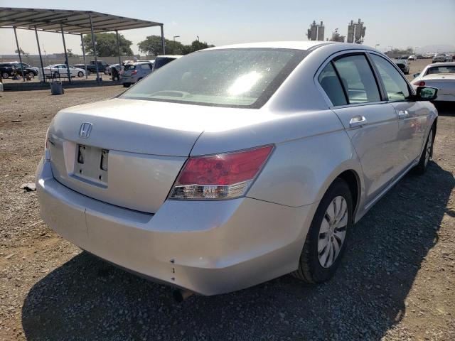 Photo 3 VIN: 1HGCP2F37AA001679 - HONDA ACCORD LX 