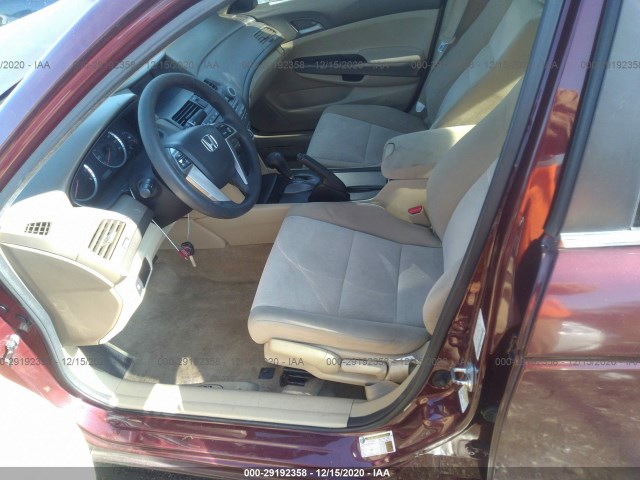 Photo 4 VIN: 1HGCP2F37AA019969 - HONDA ACCORD SDN 