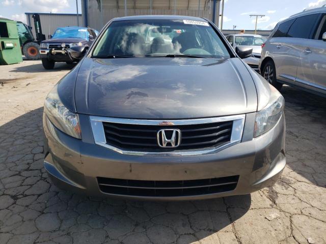 Photo 4 VIN: 1HGCP2F37AA023231 - HONDA ACCORD 