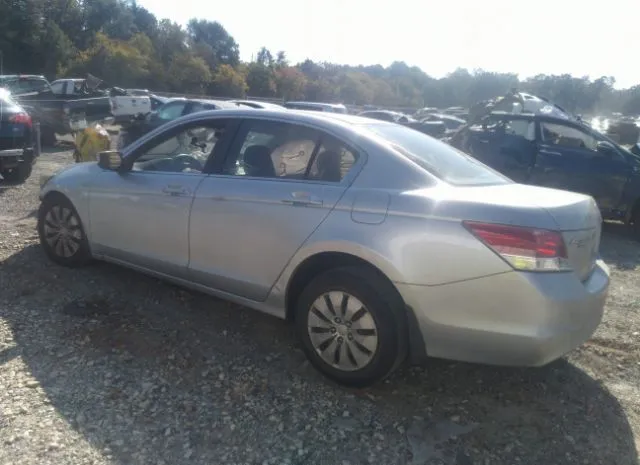 Photo 2 VIN: 1HGCP2F37AA033273 - HONDA ACCORD SDN 