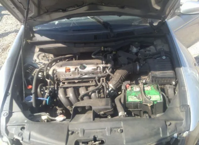 Photo 9 VIN: 1HGCP2F37AA033273 - HONDA ACCORD SDN 