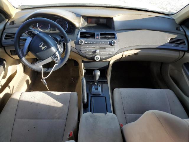 Photo 7 VIN: 1HGCP2F37AA049828 - HONDA ACCORD LX 