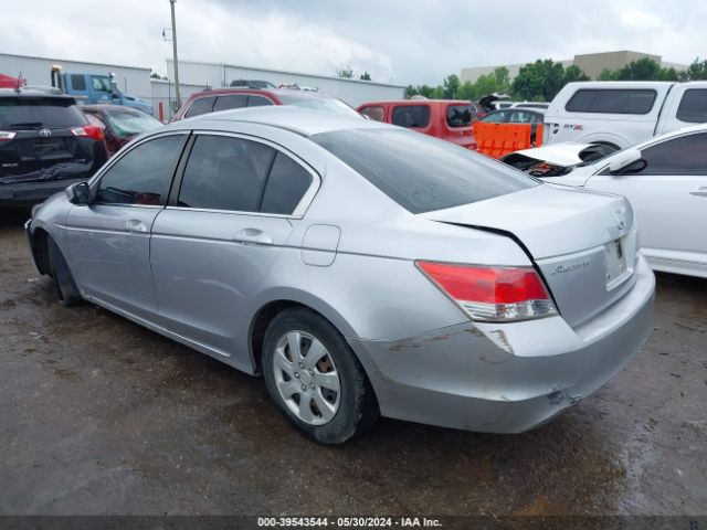 Photo 2 VIN: 1HGCP2F37AA068380 - HONDA ACCORD 