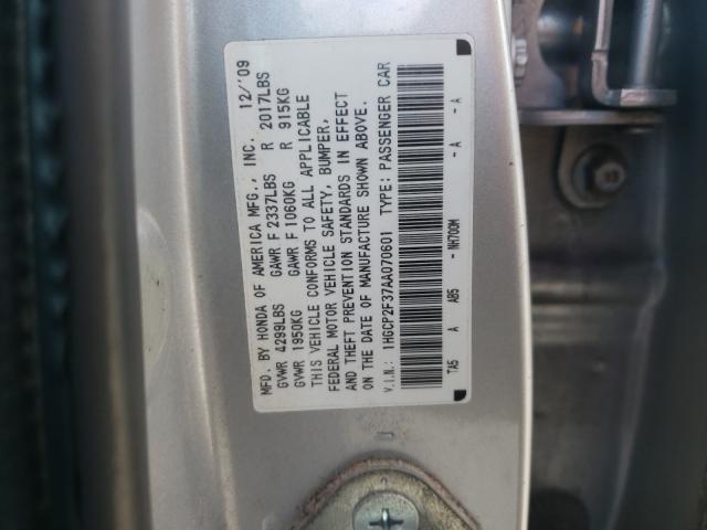 Photo 9 VIN: 1HGCP2F37AA070601 - HONDA ACCORD LX 