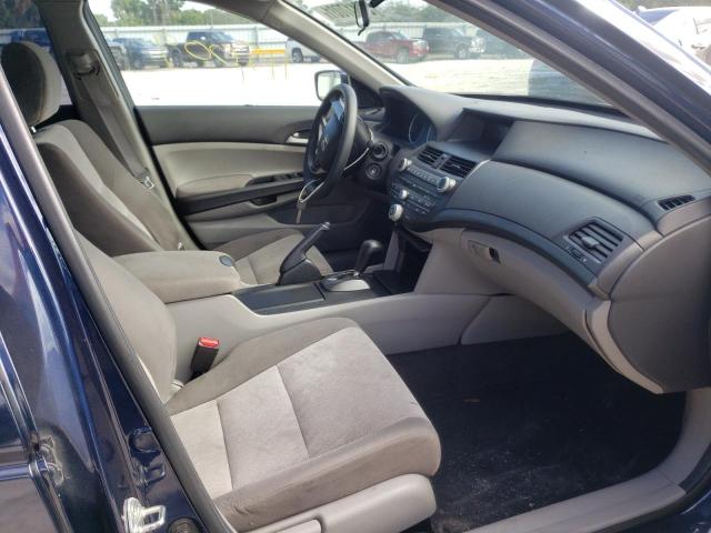 Photo 4 VIN: 1HGCP2F37AA088922 - HONDA ACCORD LX 