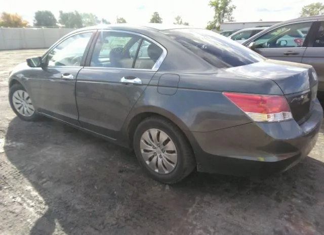 Photo 2 VIN: 1HGCP2F37AA095448 - HONDA ACCORD SDN 