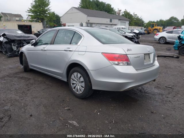 Photo 2 VIN: 1HGCP2F37AA107047 - HONDA ACCORD 