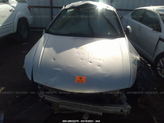 Photo 5 VIN: 1HGCP2F37AA123149 - HONDA ACCORD SDN 