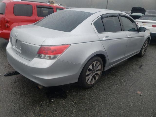 Photo 3 VIN: 1HGCP2F37AA127184 - HONDA ACCORD LX 