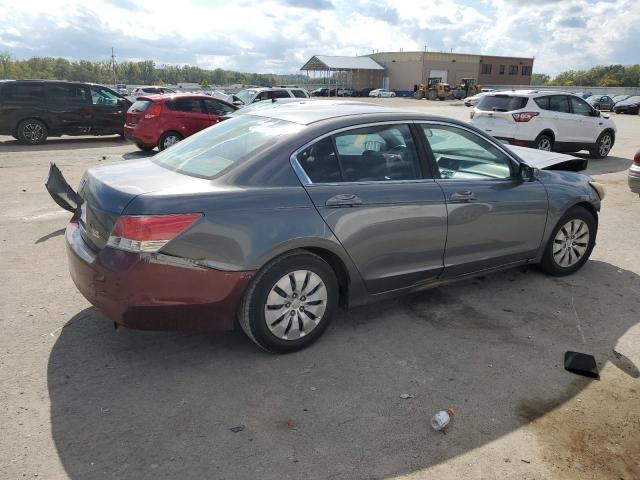 Photo 2 VIN: 1HGCP2F37AA133762 - HONDA ACCORD LX 