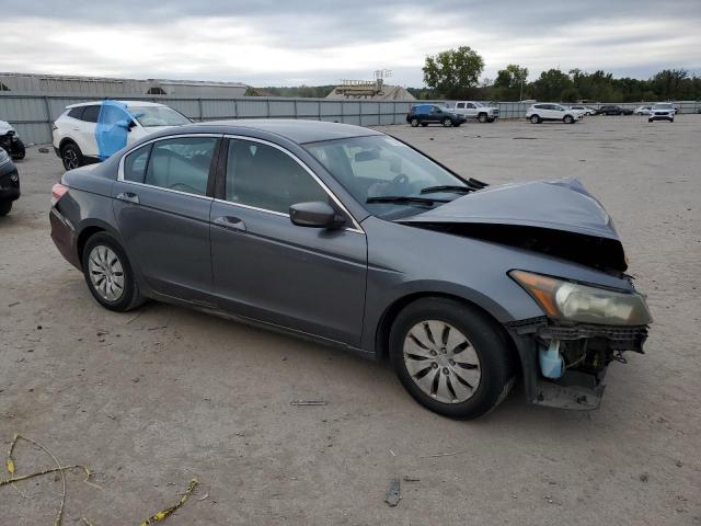 Photo 3 VIN: 1HGCP2F37AA133762 - HONDA ACCORD LX 