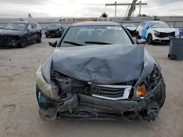 Photo 4 VIN: 1HGCP2F37AA133762 - HONDA ACCORD LX 