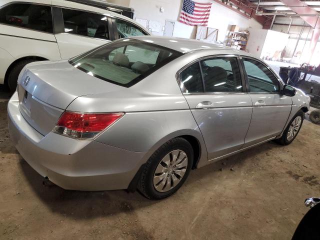 Photo 2 VIN: 1HGCP2F37AA134622 - HONDA ACCORD LX 