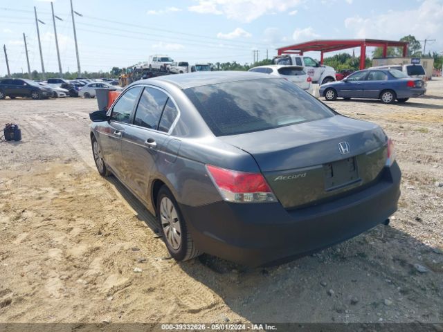 Photo 2 VIN: 1HGCP2F37AA135575 - HONDA ACCORD 