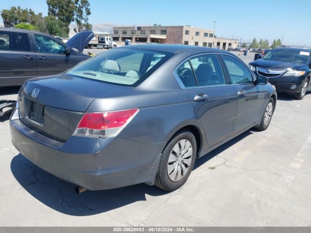 Photo 3 VIN: 1HGCP2F37AA145863 - HONDA ACCORD 