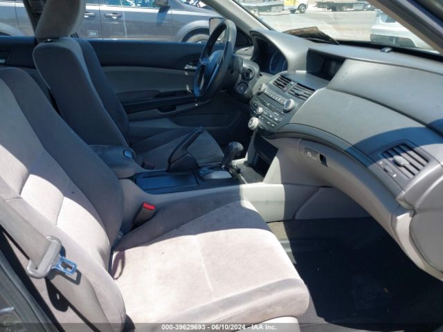 Photo 4 VIN: 1HGCP2F37AA145863 - HONDA ACCORD 