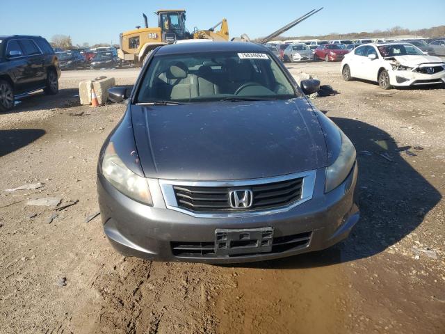 Photo 4 VIN: 1HGCP2F37AA149508 - HONDA ACCORD LX 