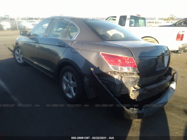 Photo 2 VIN: 1HGCP2F37AA177776 - HONDA ACCORD SDN 