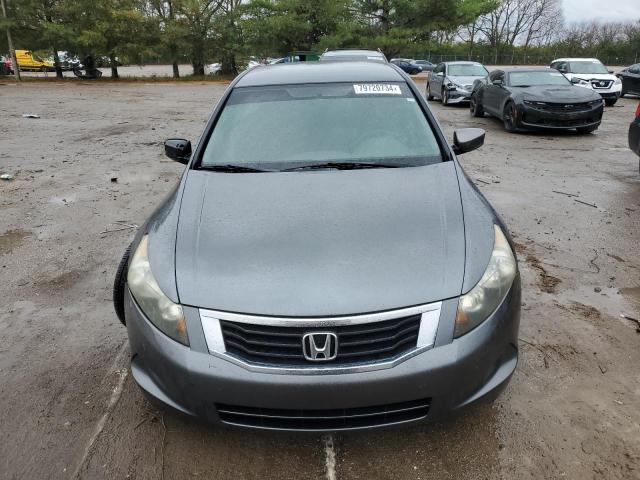 Photo 4 VIN: 1HGCP2F37AA190494 - HONDA ACCORD LX 