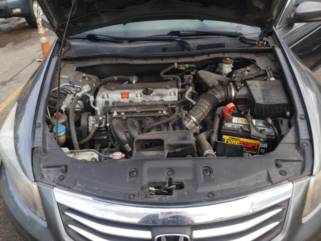 Photo 6 VIN: 1HGCP2F37BA014398 - HONDA ACCORD LX 