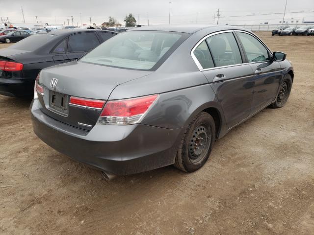 Photo 3 VIN: 1HGCP2F37BA040421 - HONDA ACCORD LX 