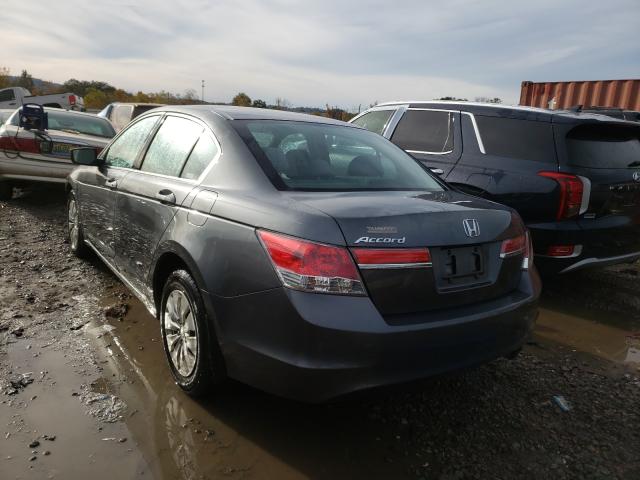 Photo 2 VIN: 1HGCP2F37BA064430 - HONDA ACCORD LX 