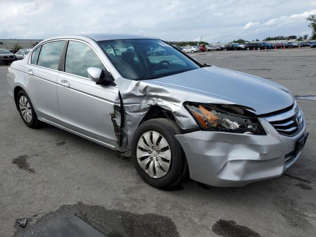 Photo 3 VIN: 1HGCP2F37BA095774 - HONDA ACCORD LX 