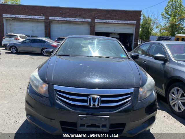 Photo 5 VIN: 1HGCP2F37BA108748 - HONDA ACCORD SDN 