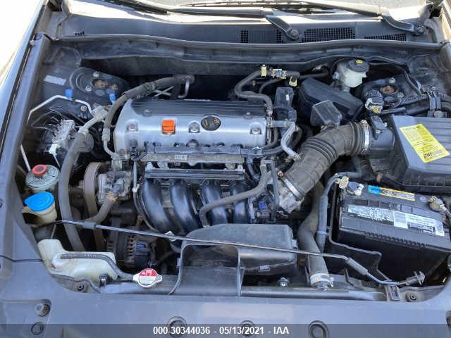 Photo 9 VIN: 1HGCP2F37BA108748 - HONDA ACCORD SDN 