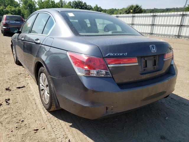 Photo 2 VIN: 1HGCP2F37BA122133 - HONDA ACCORD LX 