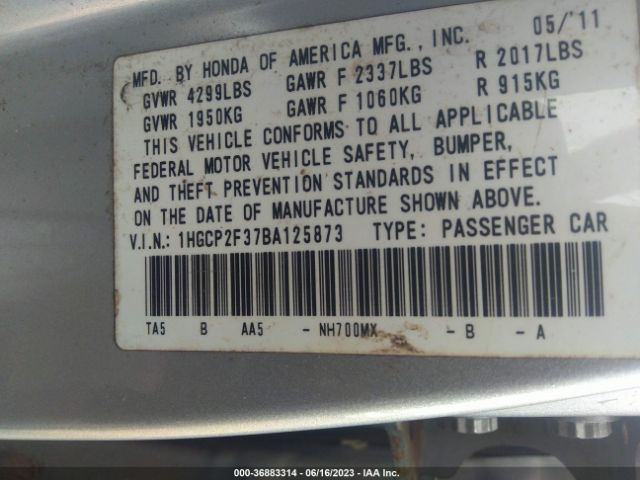 Photo 8 VIN: 1HGCP2F37BA125873 - HONDA ACCORD SDN 