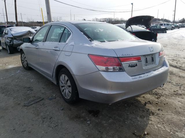 Photo 2 VIN: 1HGCP2F37BA134220 - HONDA ACCORD LX 