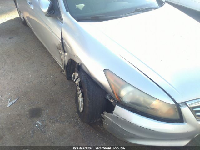 Photo 5 VIN: 1HGCP2F37BA134394 - HONDA ACCORD SDN 