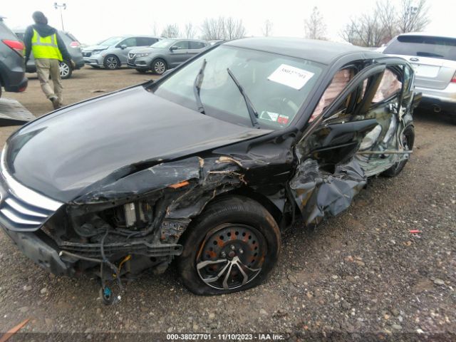 Photo 1 VIN: 1HGCP2F37CA036287 - HONDA ACCORD SDN 