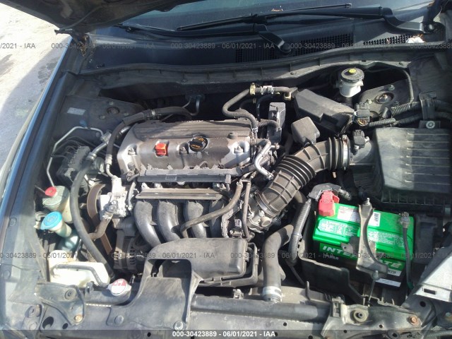 Photo 9 VIN: 1HGCP2F37CA083979 - HONDA ACCORD SDN 