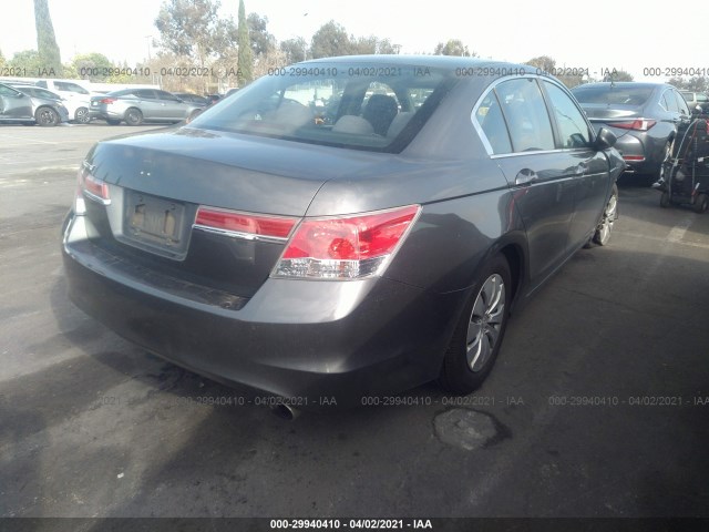 Photo 3 VIN: 1HGCP2F37CA136406 - HONDA ACCORD SDN 