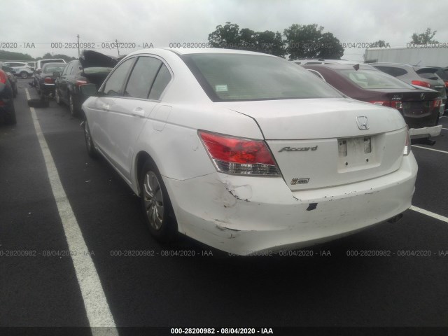 Photo 2 VIN: 1HGCP2F37CA182088 - HONDA ACCORD SDN 