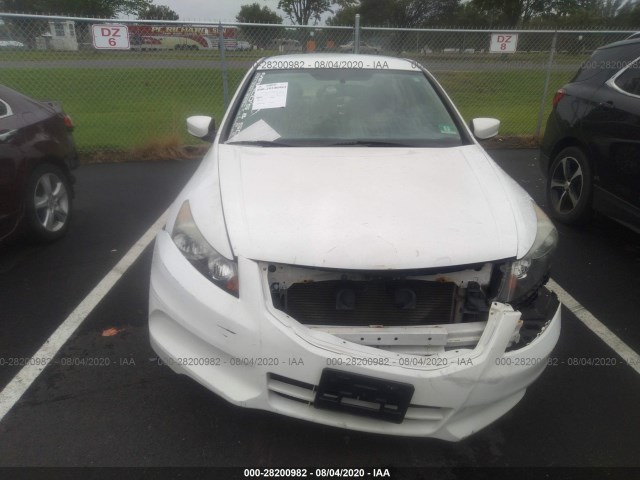 Photo 5 VIN: 1HGCP2F37CA182088 - HONDA ACCORD SDN 