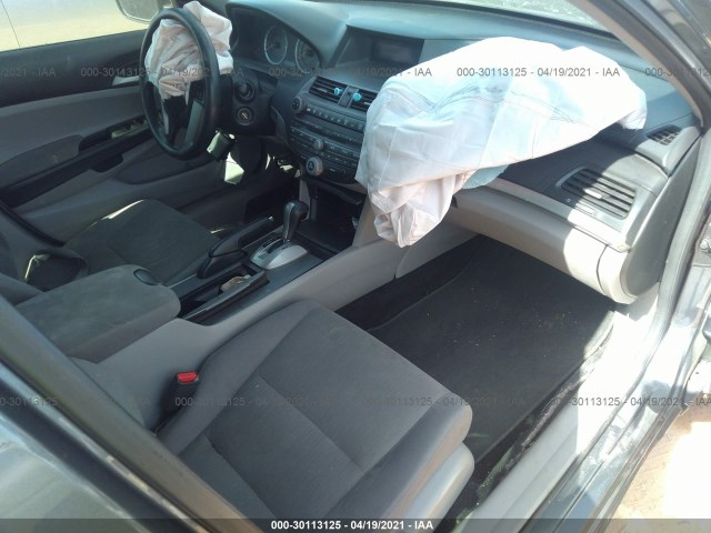 Photo 4 VIN: 1HGCP2F37CA187582 - HONDA ACCORD SDN 