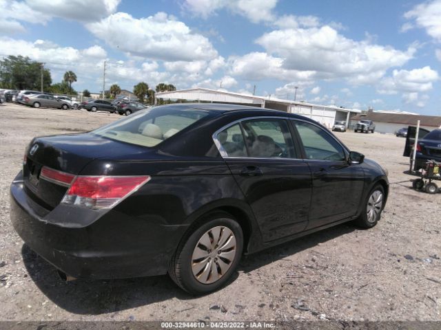 Photo 3 VIN: 1HGCP2F37CA223223 - HONDA ACCORD LX 