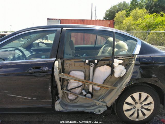 Photo 5 VIN: 1HGCP2F37CA223223 - HONDA ACCORD LX 