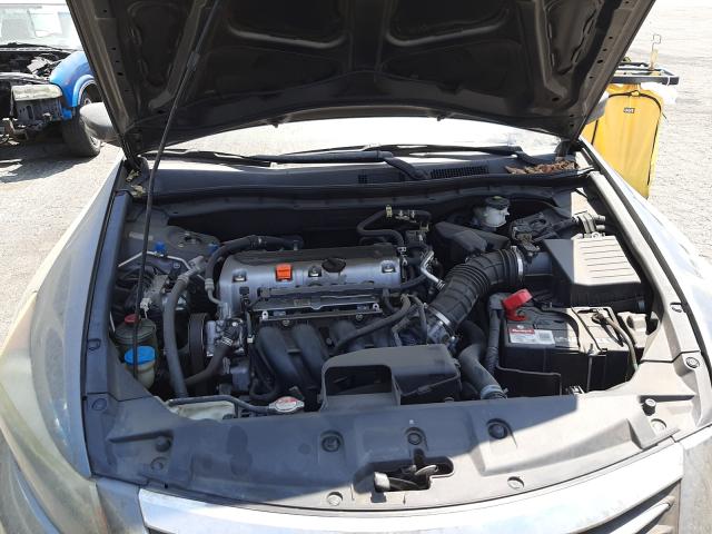 Photo 6 VIN: 1HGCP2F37CA246694 - HONDA ACCORD LX 